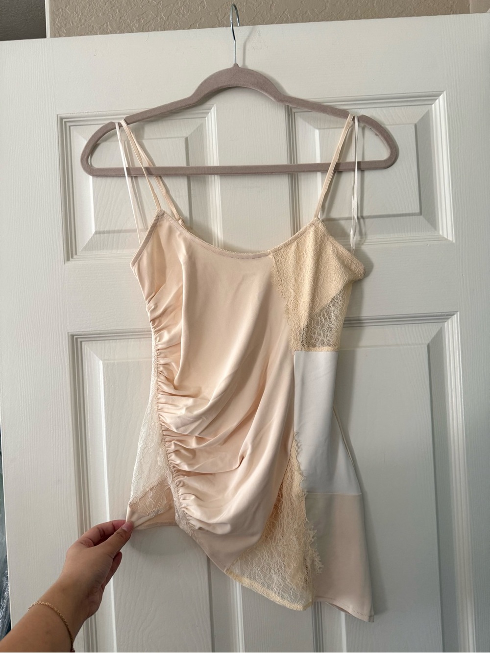 BNWT Zara Cream & White Patchwork Style Lace Trim Asymmetric Camisole